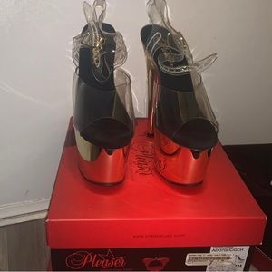 Gold chrome pleasers size 7